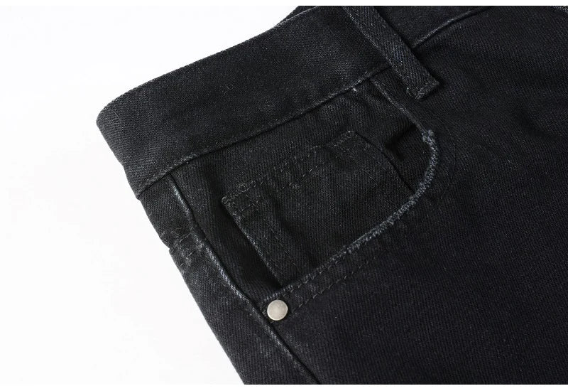 Simple Black Flare®